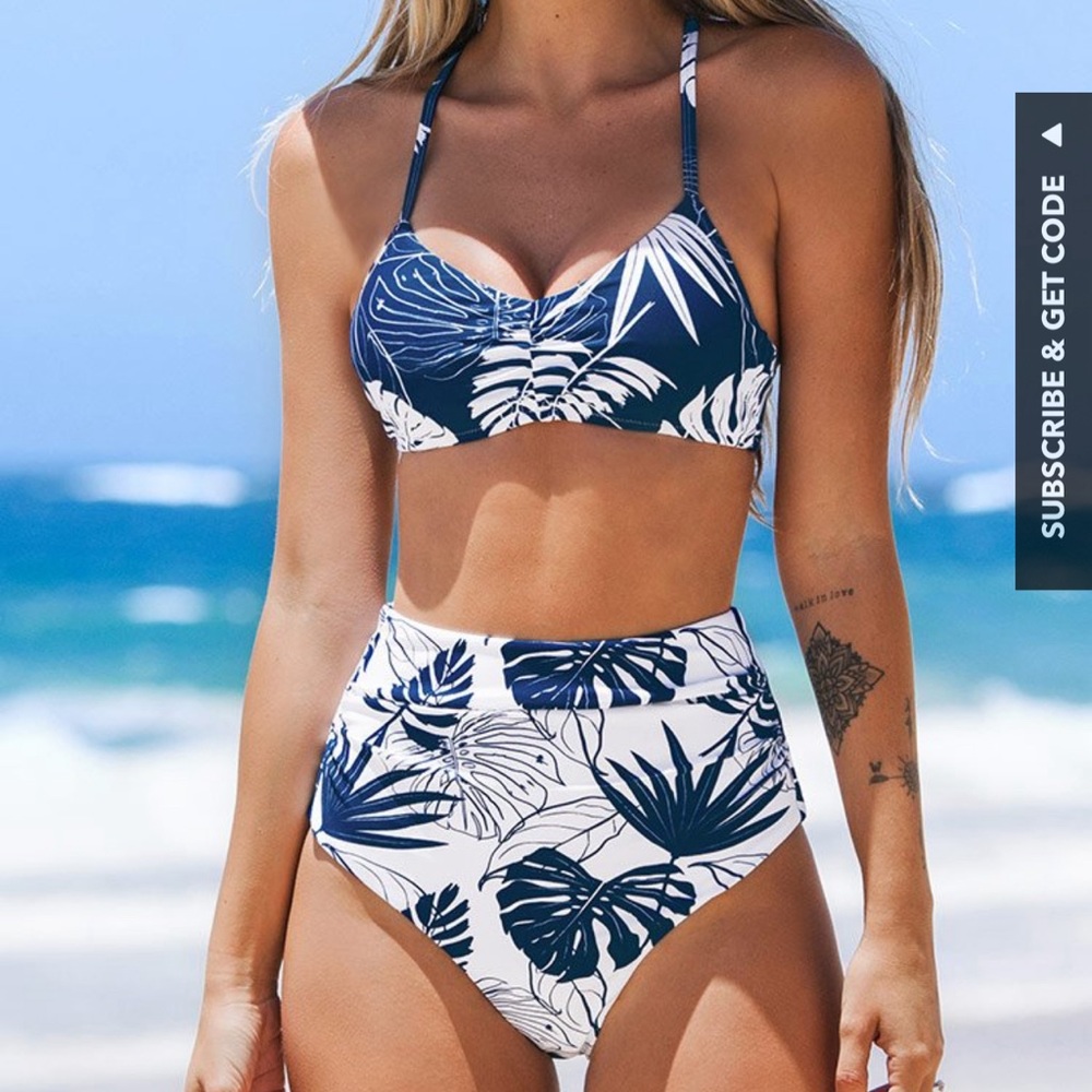 Cupshe Blue and White Leafy High Waisted Bikini XL